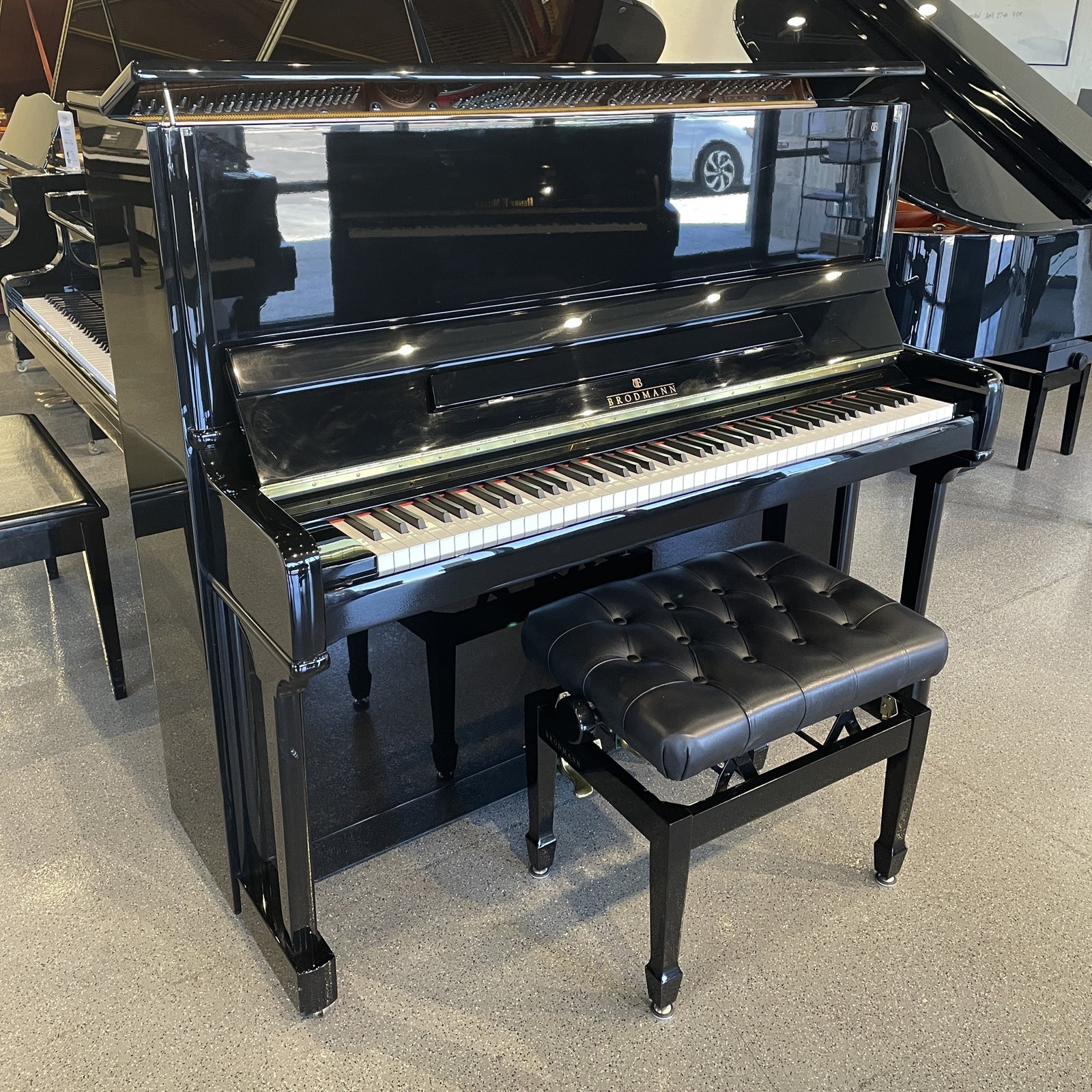 Brodmann BU-132 (52")