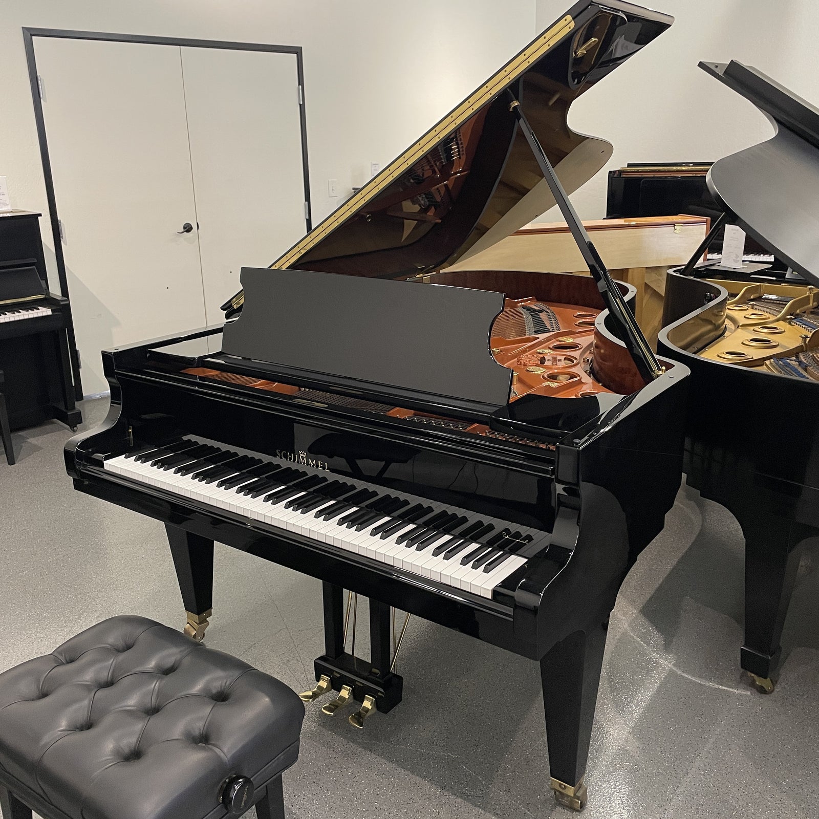 Schimmel C 213 (7'0")