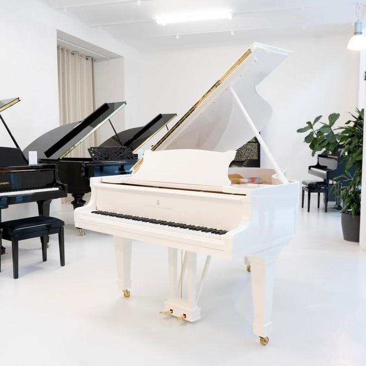 Steinway O-180 - fully restored