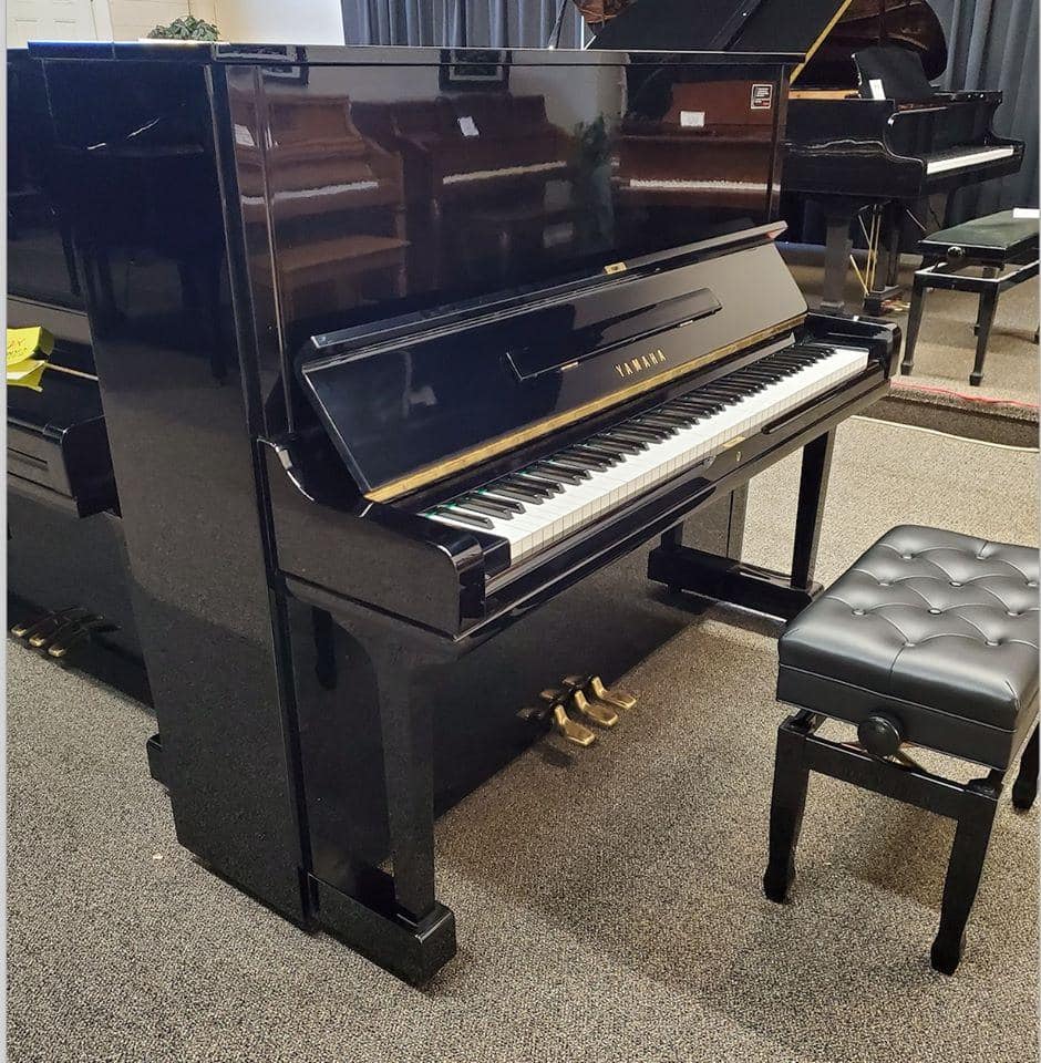 Yamaha U30A (Online Only)