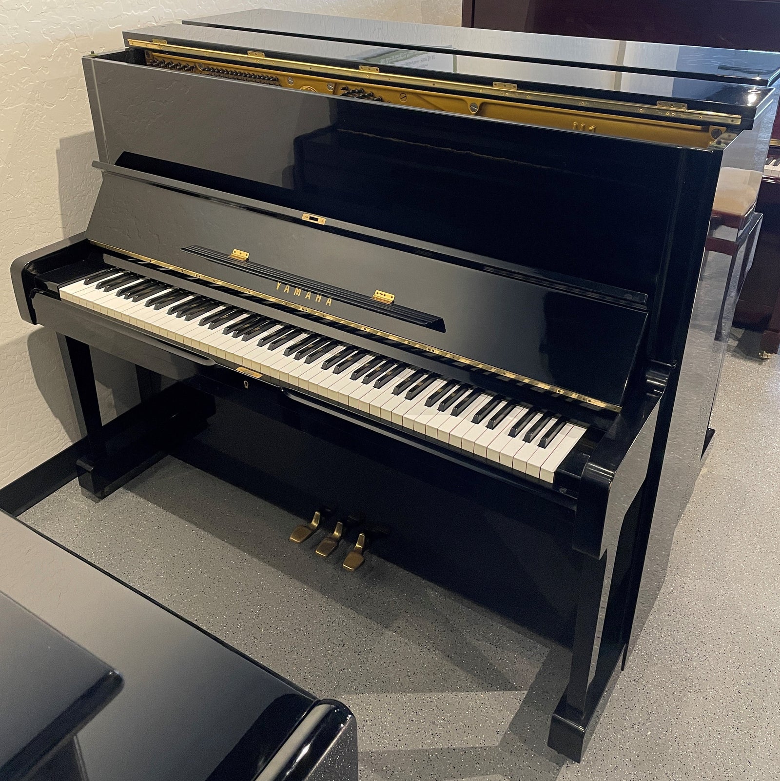 Yamaha U10A (Online Only)