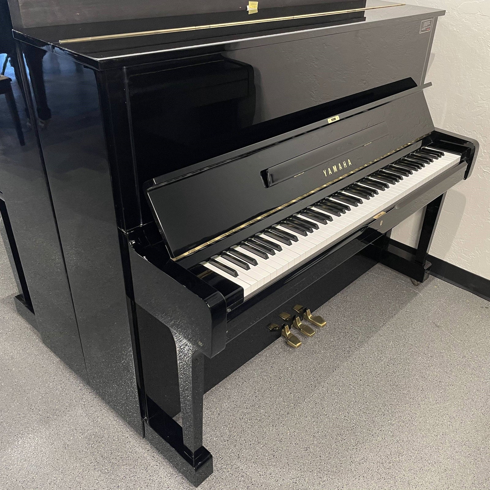 Yamaha U10A (Online Only)