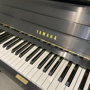 Yamaha U1 (48')