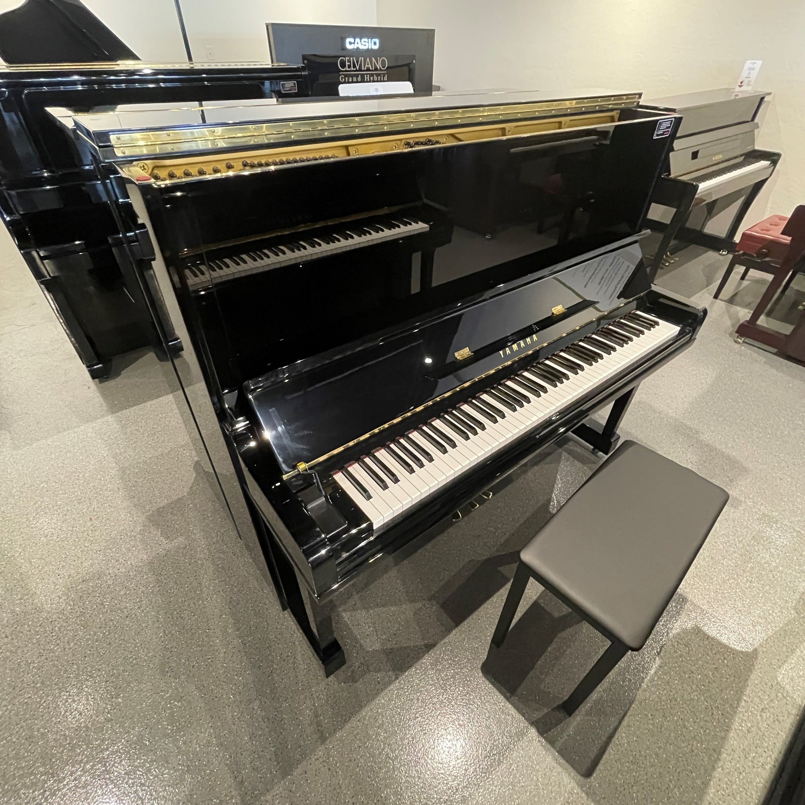 Yamaha U30A (Online Only)