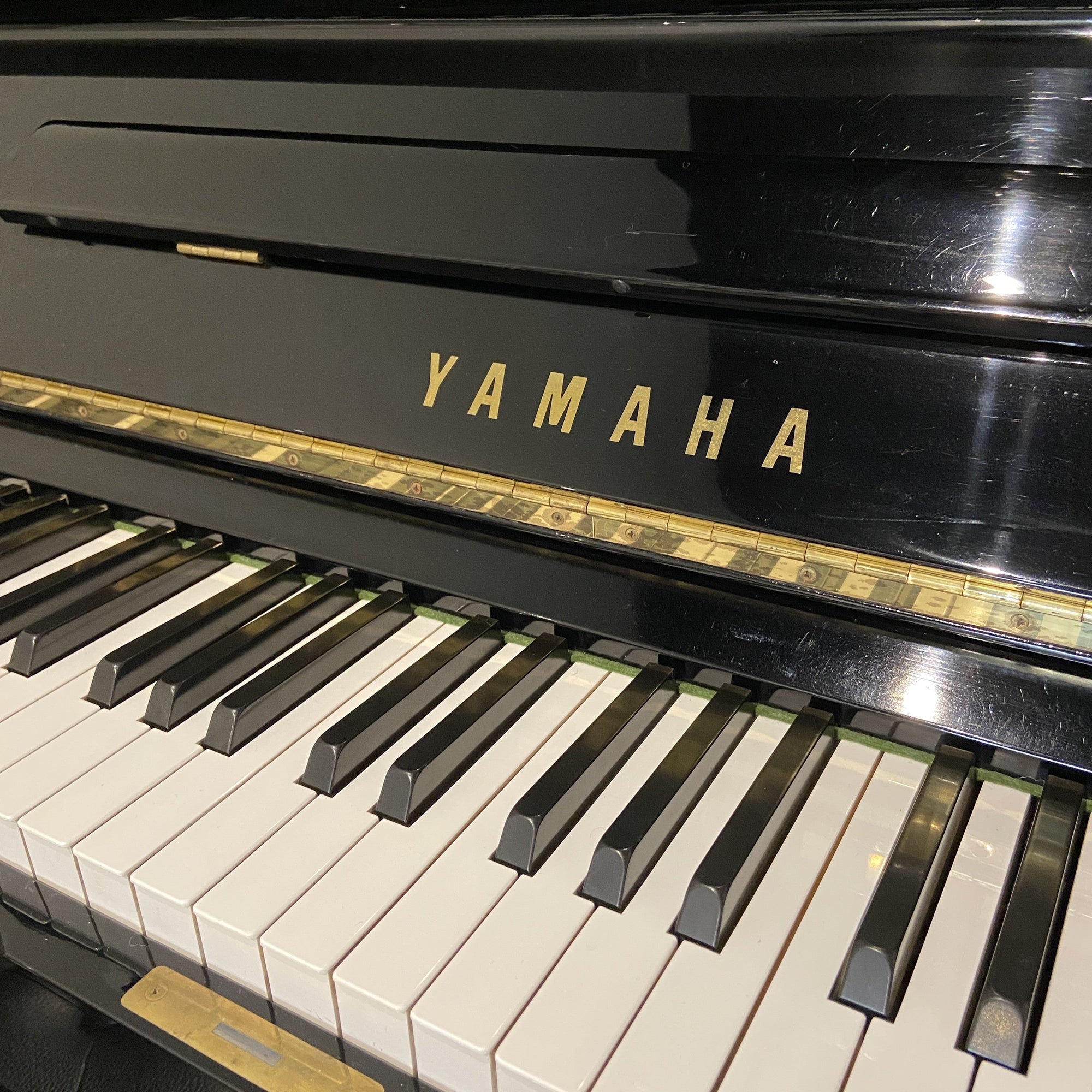 Yamaha U30A (Online Only)